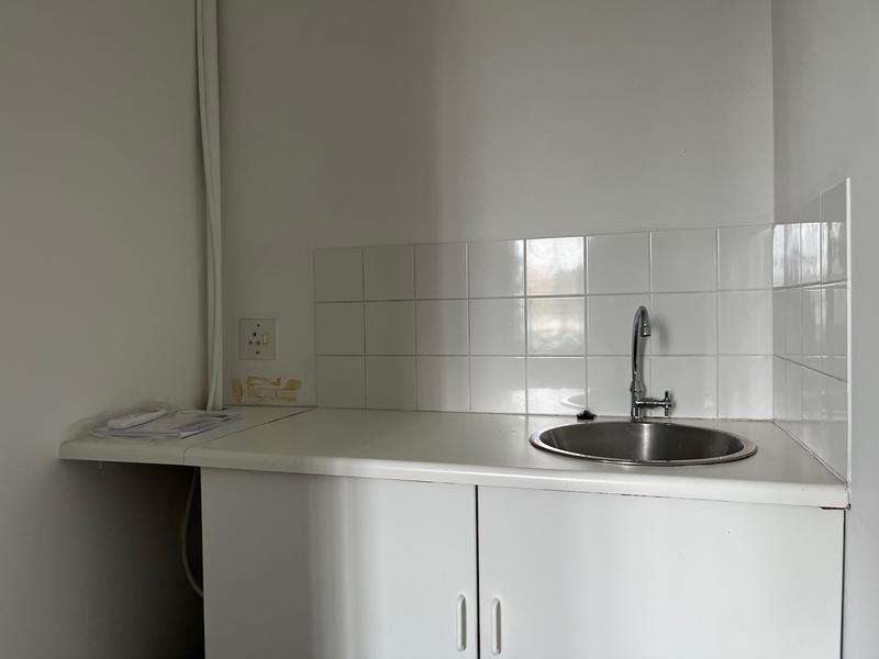 To Let Commercial Property for Rent in Claremont Western Cape